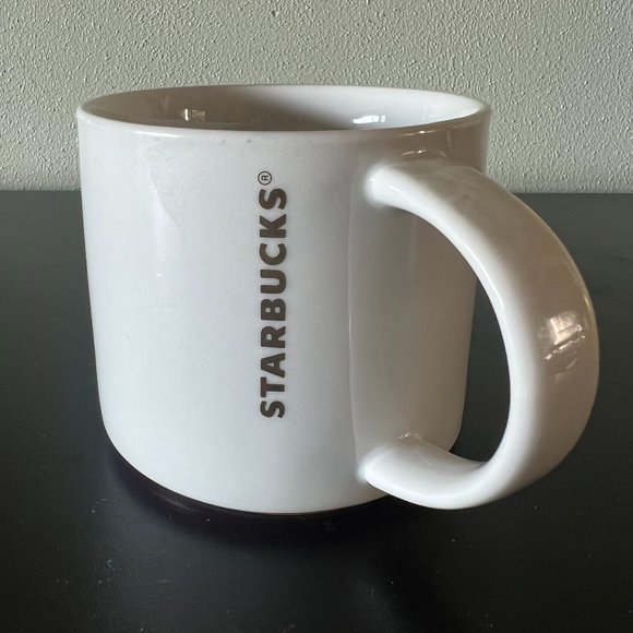 STARBUCKS Gold Vertical Logo Mug in Pearl White with Red Raised Base 2012 - Picture 5 of 6